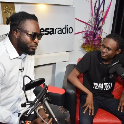 Tesa moment show with Oflex Osabohien