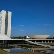 Após aprovação na Câmara, Senado acelera debate sobre exploração de terras raras