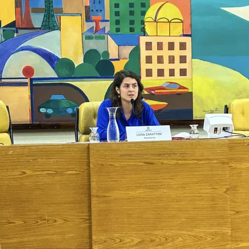 05.12.2025 = COM. DE DIREITOS HUMANOS APROVA AUDIÊNCIA PÚBLICA SOBRE DIREITOS DA MULHERES