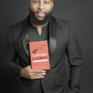 ๐๏ธThe History Of How to Communicate with Clarity, Authenticity, and Confidence in the Age of AI with Arias WebsterBerry | Real English Conversations for Global Professionals