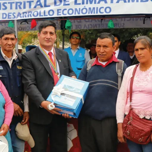 馃摶馃槨 Participa el exdirectivo de la comunidad de Ayaviri, respecto a lo ocurrido en la municipalidad de Limatambo 22/05/2025