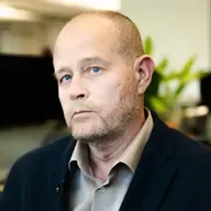 Юрый Дракахруст. Самазнішчэнне: чаму ў асяродку дэмсіл пачалася вайна “не ў той бок”