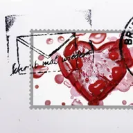 Was bedeutet es, wenn eine Briefmarke schräg auf dem Umschlag klebt?