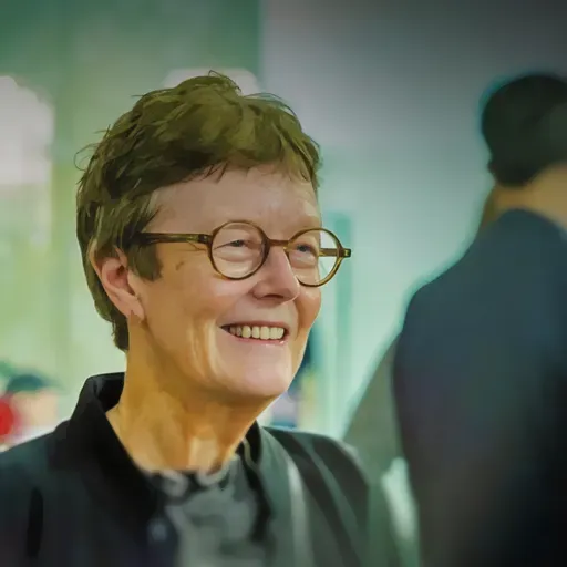 S9 Ep2: Has AI eaten the economics major?