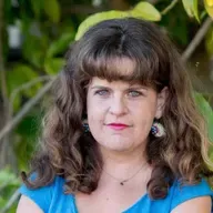 How language can mobilize people to fight fascism with Anat Shenker-Osorio