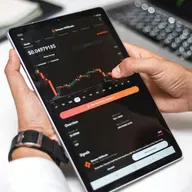 Congiuntura Confcommercio, la guerra potrebbe dimezzare la crescita