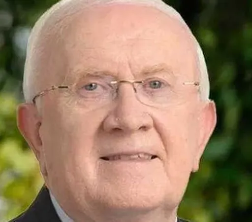 An Teachta Dála Pat the Cope Ó Gallachóir.