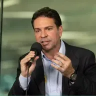 Abin Paralela: Ramagem produziu relatório contra urnas usado por Bolsonaro em live, diz PF