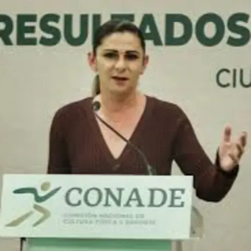 JUEVES P939