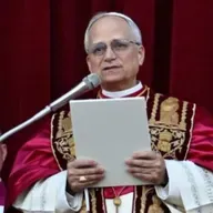 "Novo Papa deve combater o nacionalismo cristão de Donald Trump"