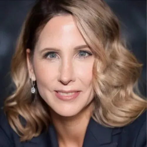 Season 3, Ep1: The Table I Built podcast is going international in 2026, beginning with global leader Karen Hanrahan!