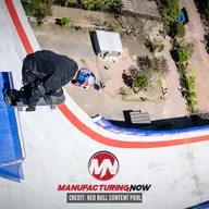 LISTEN: 50-Year-Old Skateboarding Legend Hits 65 MPH as He Flies Down 22-Story Building