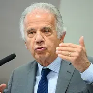 Múcio diz que Forças Armadas agiram 'com responsabilidade' e vê encerramento de ciclo
