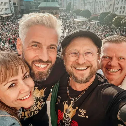 #107 // Champions-League-Sieger 2025: Mit dem SCM auf dem Rathausbalkon