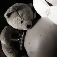 Sociālo tīklu ietekmē pasaulē populārā top brīvdzemdību kustība