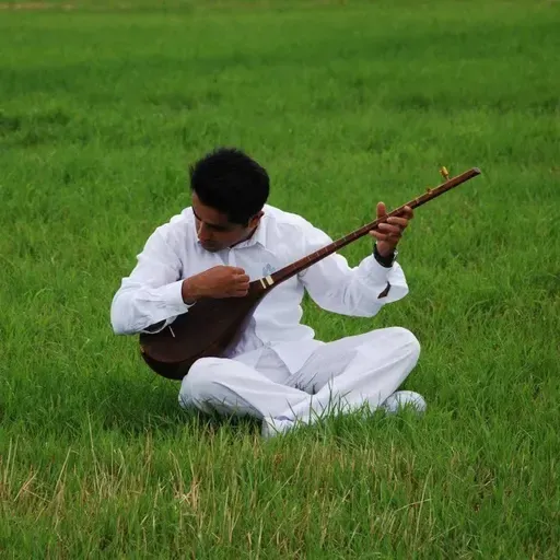 آواهای کمشنیده از دیروز تا امروز • ایمان صادقزاده