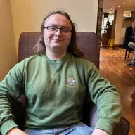 Volunteers keep the shine on Petersfield’s Crown Jewel