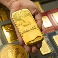 Fluctuating gold prices, New cancer screening options, Green Bay’s National Railroad Museum