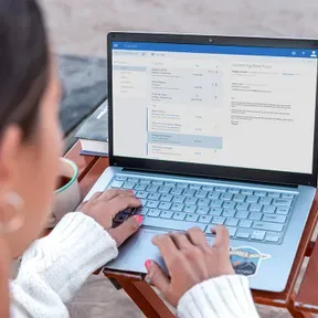 web universal podcast