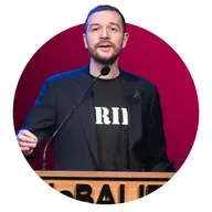 Stevan Dojčinović, urednik Krika, u Amsterdamu: Vučić nema plan protiv studentskih protesta