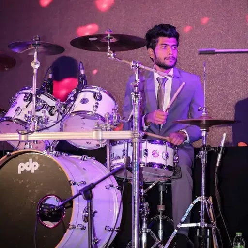 Sakura (feat Manasick)