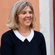 Os olhos e as vidas de mulheres mães reclusas que Sofia Simões decidiu acompanhar - Emissão 28-05-2026