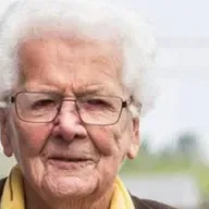 Inis Bó Finne islander returns to celebrate 100th birthday