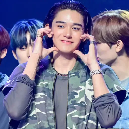 Lucas Ends Exclusive Contract with SM Entertainment