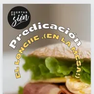 Lonche en la mesa 