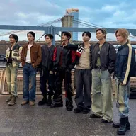 I got all the reply back comments from Kpop idols boy bands Enyphen, BTS, EXO, and Astro and etc