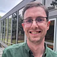 Tús Áite: 22 Nollaig 2025