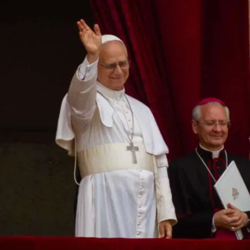 Episodio 1128:  🔥 León XIV Deja Santa Marta 👏 Millonario Ahorro Para El Vaticano