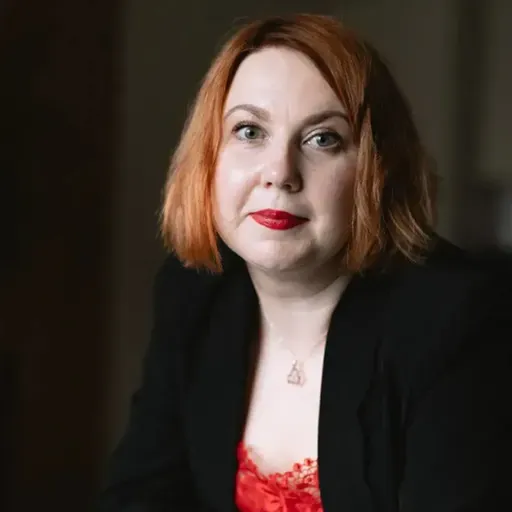 Юлія Міцкевіч. Гвалт — не стомленнасць і не стрэс. Што стаіць за жорсткасцю ў сем’ях беларусаў?