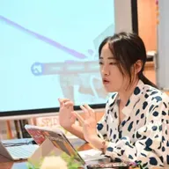 Vol.153 欣仔：一个十年互联网运营人如何把大厂经验变成自由职业杠杆？