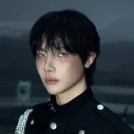 Sick Male Idol Takes The Stage In Tears, Fans Left Emotional