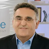 How Lasers Are Revolutionizing Hair Restoration: A Conversation With Tamim Hamid