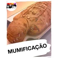 Por que e como os egípcios mumificavam seus mortos?