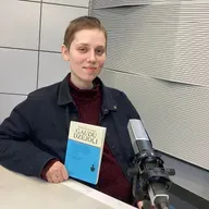 “Gaudu dzejoļi” - kopā ar Mariju Luīzi Meļķi lasām viņas jauno dzejoļu krājumu