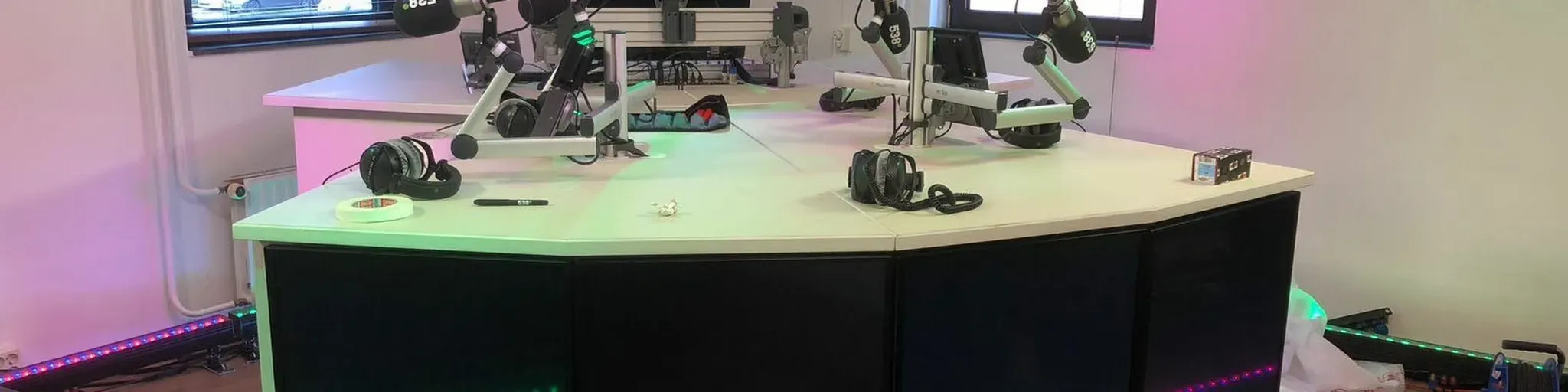 LA MAMPANA STEREO