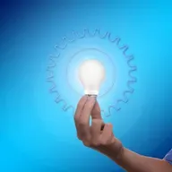 Elektrotechnik Podcast # 227 – Mit Strom statt Status: Warum ein Wirtschaftsingenieur lieber Elektroniker wird