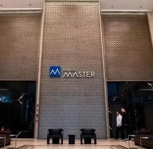 Ministro do TCU recua e suspende inspeção no Banco Central no caso Master