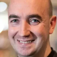 Príomhscéalta an Deiscirt