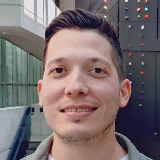 Quantum computing and AI join forces for particle physics