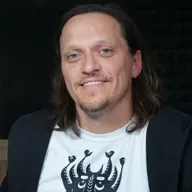 Сяржук Доўгушаў. Kasary: як беларускія спевы дапамагаюць захаваць сябе ў эміграцыі