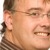 Príomhscéalta an Deiscirt.