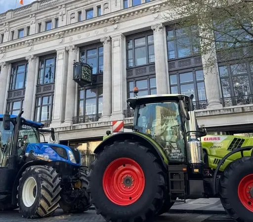 Tús Áite: Agóidí Breosla ar siúl i mBÁC