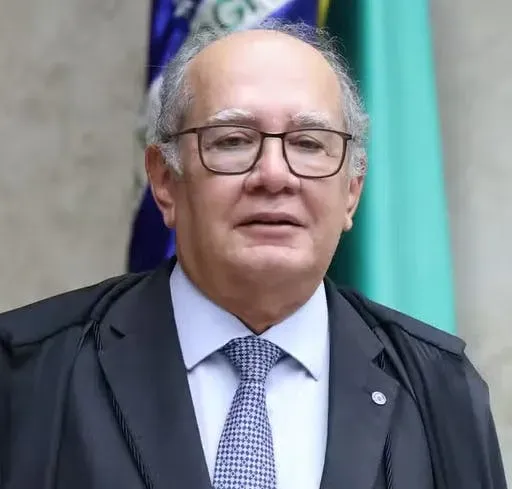 Decisão de Gilmar Mendes está alinhada a lógica de Moraes, avalia Thiago Bronzato