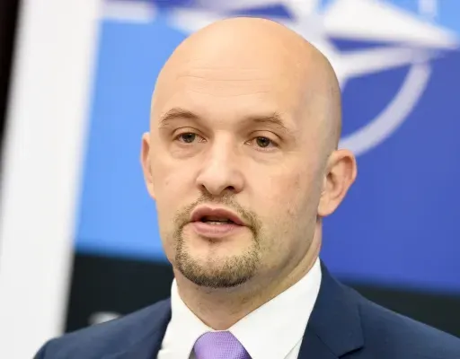 Наш гость - глава Центра стратегической коммуникации НАТО Янис Сартс