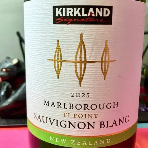 Kirkland Signature Ti Point Marlborough Sauvignon Blanc 2025