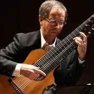 Miércoles de buena guitarra Nº 912 - Suites de Bach por Göran Söllscher - 1 de octubre de 2025